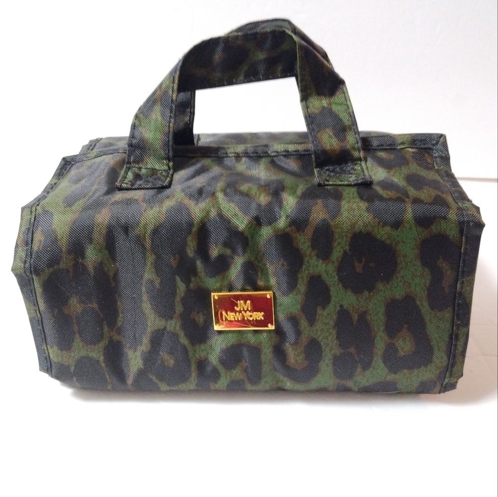 JM NEW YORK Animal Print Makeup/Bathroom Bag NWOT